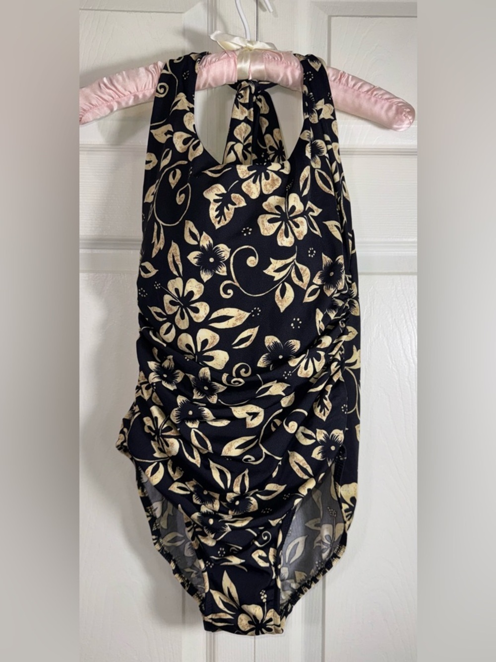 Land’s End Slender Swimsuit One Piece Floral Ruched Tummy Control Size 10 NWT